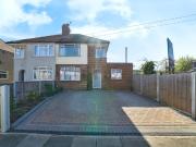 3 bedroom semi detached house for sale in Letchworth...