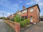 3 bedroom semi detached house for sale in Lincoln Drive,...