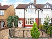 3 Bedroom Semi detached House For Sale In London
