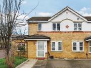 3 Bedroom Semi detached House For Sale In London