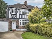 3 Bedroom Semi detached House For Sale In London