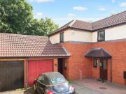 3 Bedroom Semi detached House For Sale In Loughton