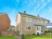 3 Bedroom Semi detached House For Sale In Loundsley...