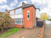 3 bedroom semi detached house for sale in Lovell Road,...