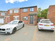 3 bedroom semi detached house for sale in Lowlands...