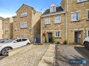 3 bedroom semi detached house for sale in Loxley Close,...