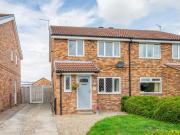 3 bedroom semi detached house for sale in Loxley Close,...