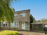 3 Bedroom Semi detached House For Sale In Luton