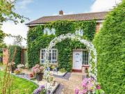 3 Bedroom Semi detached House For Sale In Maidenhead