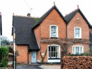 3 Bedroom Semi detached House For Sale In Maidenhead,...