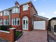 3 Bedroom Semi detached House For Sale In Manchester,...