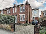 3 Bedroom Semi detached House For Sale In Marchwood
