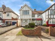 3 bedroom semi detached house for sale in Marlborough...