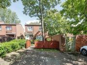 3 Bedroom Semi detached House For Sale In Milton Keynes,...