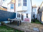 3 bedroom semi detached house for sale in Navarino Road,...