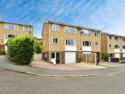 3 bedroom semi detached house for sale in Newstead...