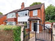 3 bedroom semi detached house for sale in Newton Park...