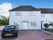 3 Bedroom Semi detached House For Sale In North Finchley