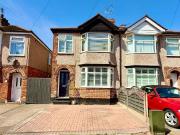3 bedroom semi detached house for sale in Oldham Avenue,...