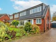 3 Bedroom Semi detached House For Sale In Oldham,...
