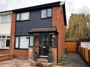 3 Bedroom Semi detached House For Sale In Oldham,...