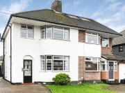 3 Bedroom Semi detached House For Sale In Petts Wood,...