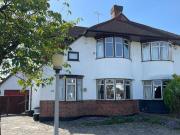 3 Bedroom Semi detached House For Sale In Petts Wood,...