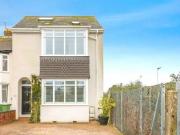 3 Bedroom Semi detached House For Sale In Portsmouth,...