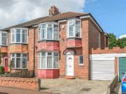 3 bedroom semi detached house for sale in Purley...