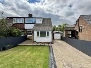 3 bedroom semi detached house for sale in Raeburn Drive,...