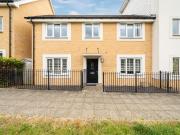 3 bedroom semi detached house for sale in Reading,...