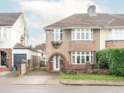 3 bedroom semi detached house for sale in Reedley Road,...