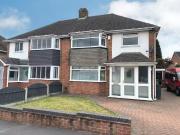 3 bedroom semi detached house for sale in Romney Way,...