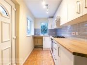 3 bedroom semi detached house for sale in Rose Avenue,...