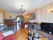3 Bedroom Semi Detached House For Sale In Roundways,...