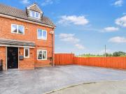 3 bedroom semi detached house for sale in Rushton Close,...