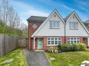 3 Bedroom Semi detached House For Sale In Sittingbourne,...