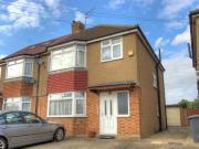 3 Bedroom Semi detached House For Sale In Slough