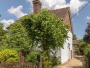 3 Bedroom Semi detached House For Sale In Smallfield, Horley