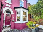 3 bedroom semi detached house for sale in Sneinton Dale,...