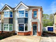 3 Bedroom Semi detached House For Sale In Southampton,...