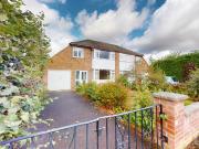 3 bedroom semi detached house for sale in Southview Way,...