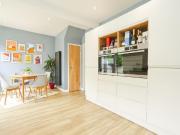 3 bedroom semi detached house for sale in Springfield...