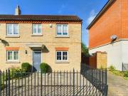 3 Bedroom Semi detached House For Sale In St. Neots,...