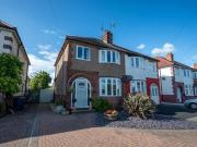 3 Bedroom Semi detached House For Sale In Stafford,...
