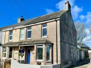 3 Bedroom Semi detached House For Sale In Summercourt,...