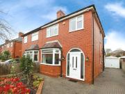 3 bedroom semi detached house for sale in Summerville...
