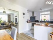 3 Bedroom Semi detached House For Sale In Swanley