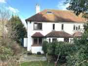 3 Bedroom Semi detached House For Sale In Tadworth, Surrey