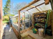 3 bedroom semi detached house for sale in Thorneycroft...